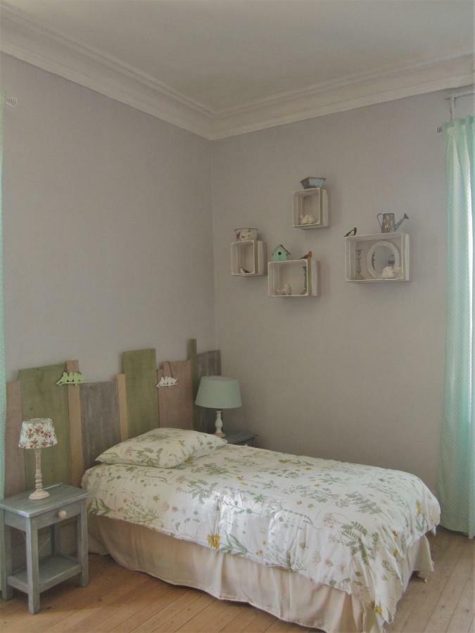 Bed and Breakfast Le Manoir "Aux Douves" Bazoges-en-Paillers Екстер'єр фото
